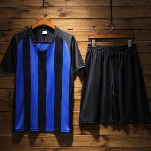 Ensemble football T shirt+ Short