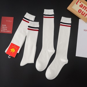 Chaussettes pour femmes à rayures à deux barres
