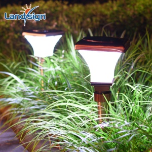 Lumière  solaire de gazon extérieure à haute luminosité