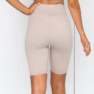short de yoga serré