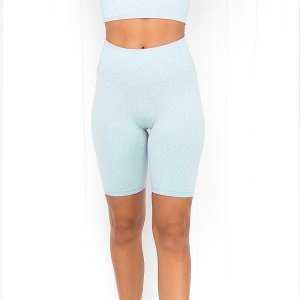 short de yoga serré