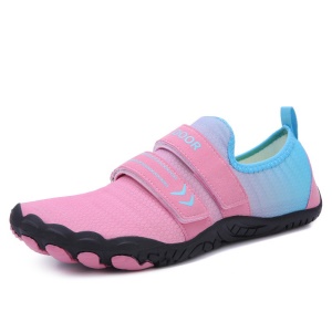 Chaussures de plage  en caoutchouc à cinq doigts avec  trous  de drainage