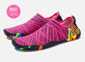 Chaussures de natation semelle en caoutchouc