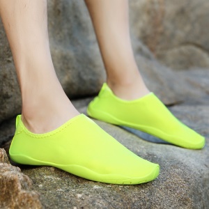 XINLIANXING Chaussures de plage  à séchage rapide semelle souple antidérapante chaussure de natation et piscine