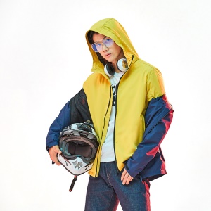 Sweat d'exterieur avec capuche coupe-vent et imperméable pour homme