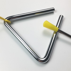 Triangle musical en fer