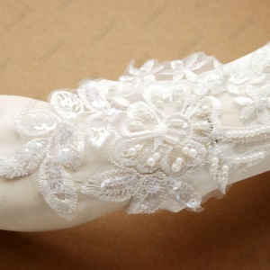 XY gants de mariage en dentelle brodée