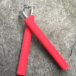 nunchaku Jouet en mousse éponge  en deux sections