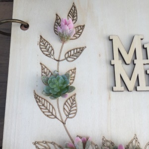 Accessoire de décoration de mariage en bois