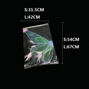Ailes lumineuses avec plumes en tissu