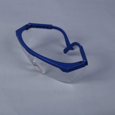 Lunettes de sécurité pour protection contre la poussière, les chocs et les éclaboussures