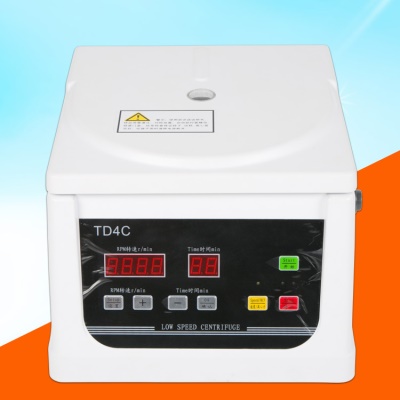 Centrifugeuse à basse vitesse de bureau de laboratoire