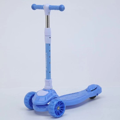 Trotinette pliable à trois roues  avec lumières colorées jouets pour enfants