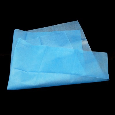 Serviette médicale et chirurgicale pour cavité non tissée à usage unique
