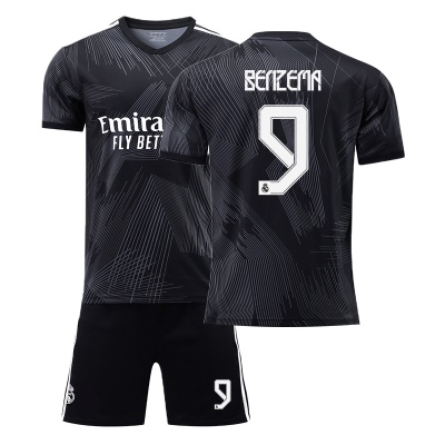 Ensemble 2 pièces maillot de football du Real Madrid 22-23
