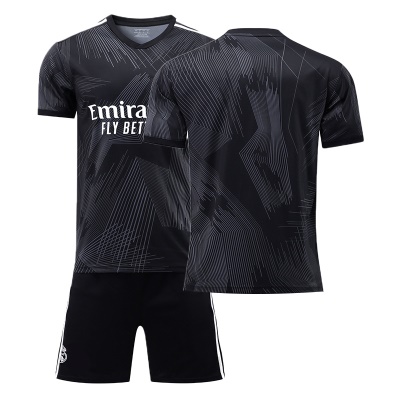 Ensemble 2 pièces maillot de football du Real Madrid 22-23