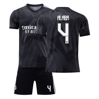 Ensemble 2 pièces maillot de football du Real Madrid 22-23