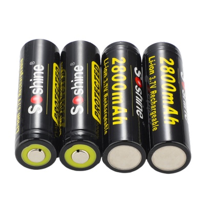 Soshine 18650 Piles battéries au lithium  2800 mA 3.7V