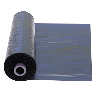 Film PE isolant et hydratant en paillis noir