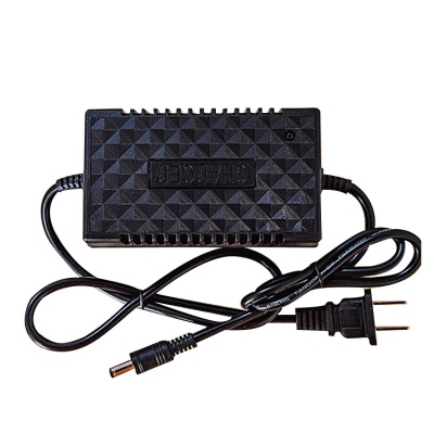 CHIFENG Chargeur de batteries plomb-acide 12V2A Euro Regulation
