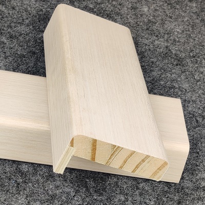 Couvre-porte en bois massif de pine en forme de L
