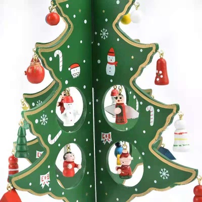 Arbre de Noël  de table en bois peint