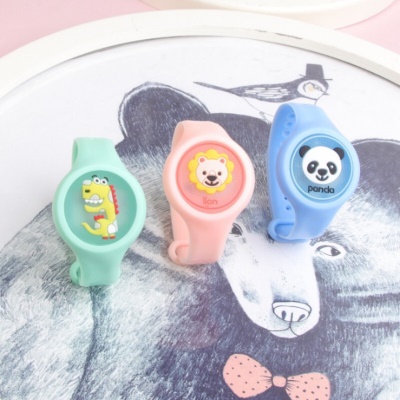 Bracelet anti-moustique avec dessin animé lumineux