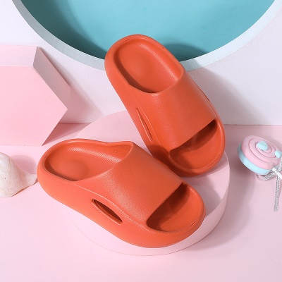 Babouches pour enfants en caoutchouc et plastique semelle souple