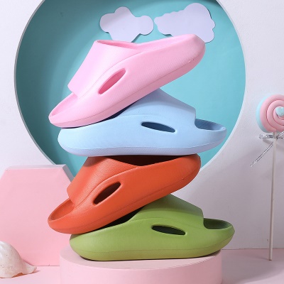 Babouches pour enfants en caoutchouc et plastique semelle souple