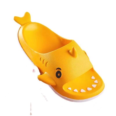 Babouches pour enfants petit requin antidérapant et résistant à l'abrasion