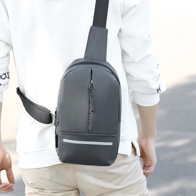Sac à bandoulière pour homme tissu Oxford  avec bandes réfléchissantes