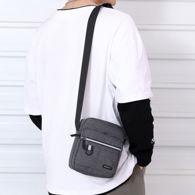 Sac à bandoulière pour homme tissu nylon bande réfléchissante résistant à l'usure