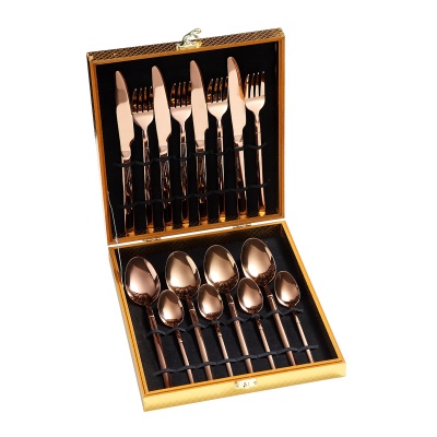 Ensemble de couverts en acier inoxydable poignée carrée couteau fourchette cuillère Set de 16 pièces dans une boîte en bois doré