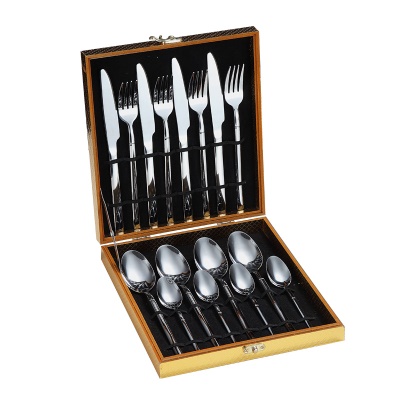 Ensemble de couverts en acier inoxydable poignée carrée couteau fourchette cuillère Set de 16 pièces dans une boîte en bois doré