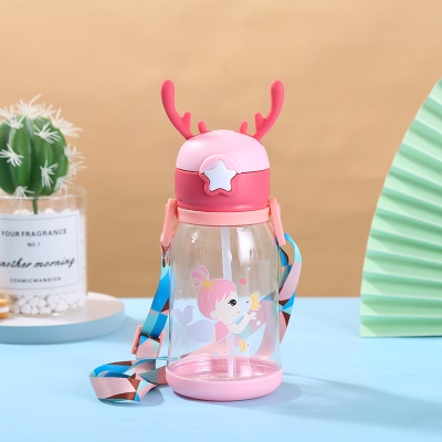 Gourde  à eau grande capacité en plastique pour enfants gobelet à pipette