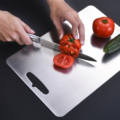 Planche à découper épaissie en acier inoxydable