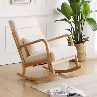 Chaise à bascule Nordic en bois massif