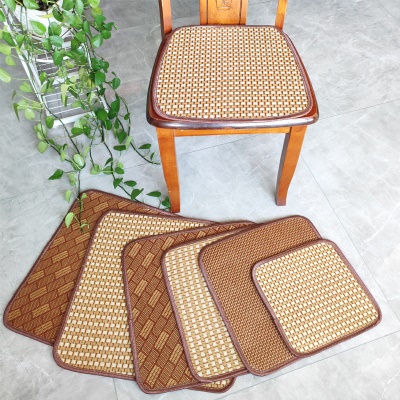 Housse de chaise en bois