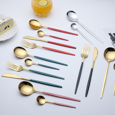 Ensemble de 4 pièces de couteaux, fourchettes et cuillères en acier inoxydable