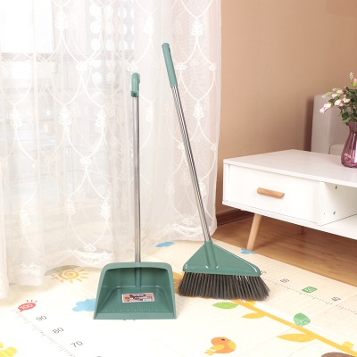 Ensemble de balai et pelle à poussière en plastique