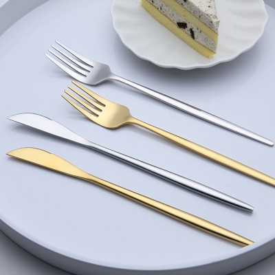 Ensemble de 4 pièces de couteaux, fourchettes et cuillères en acier inoxydable