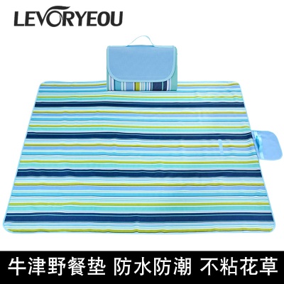 Tapis de pique-nique élargi et plat étanche à l'eau et à l'humidité