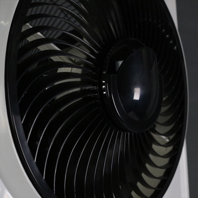 Ventilateur électrique domestique réglable