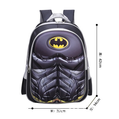 Cartable  pour les garçons de l'école primaire