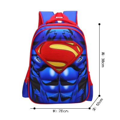Cartable  pour les garçons de l'école primaire