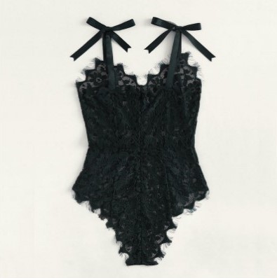 Lingerie en dentelle pour femmes