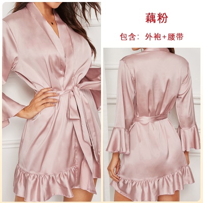 Robe de nuit en cardigan de soie