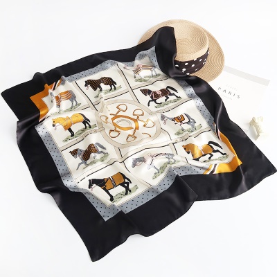 Foulard en soie légère pour femme