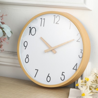 Horloge murale de salon avec grain de bois imitation