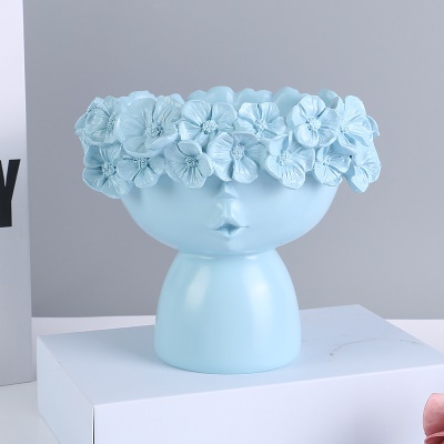 Vase artisanal en résine